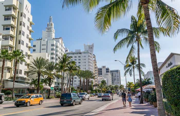 Collins Avenue em Miami Beach